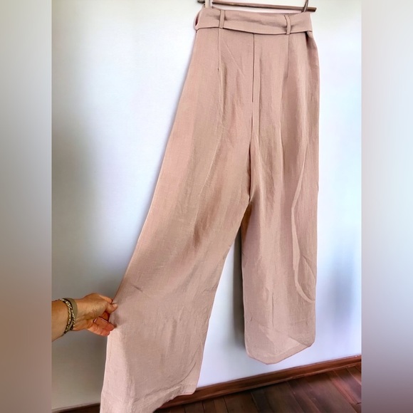 SOLD Lost + Wander Wide Leg Pink Palazzo Pants, high waist pleated EUC Medium - Picture 13 of 14